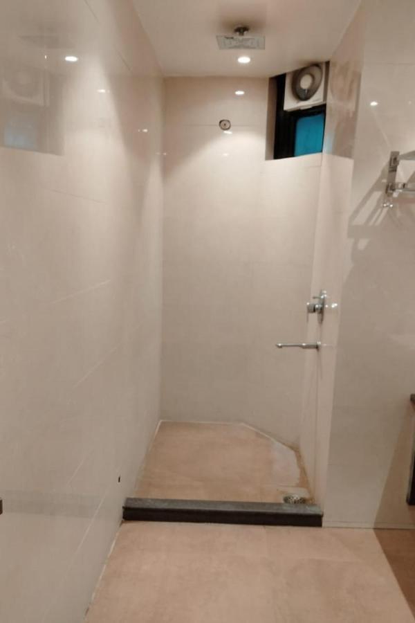 Hotel Park Regency Gorakhpur Exteriör bild