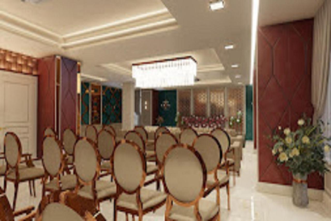 Hotel Park Regency Gorakhpur Exteriör bild