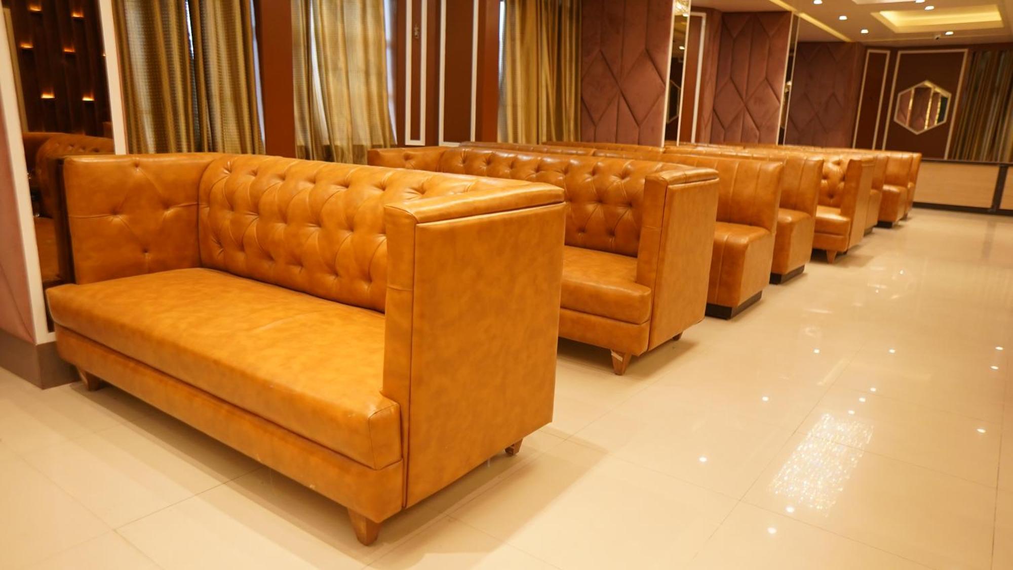 Hotel Park Regency Gorakhpur Exteriör bild
